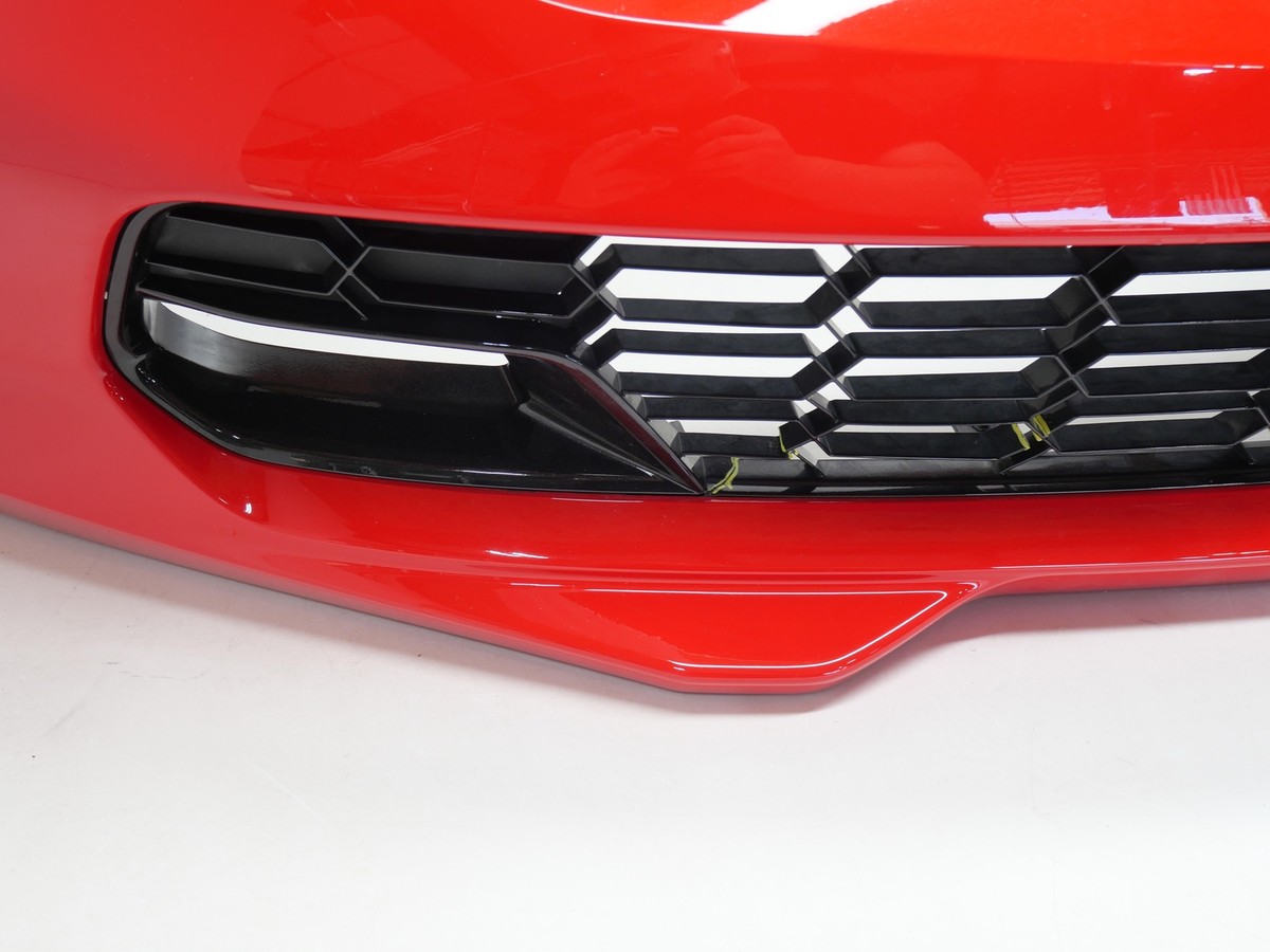 2016-2019 Chevrolet Corvette Z06 C7 Front Bumper Assembly w Grille Torch Red OEM - Image 10
