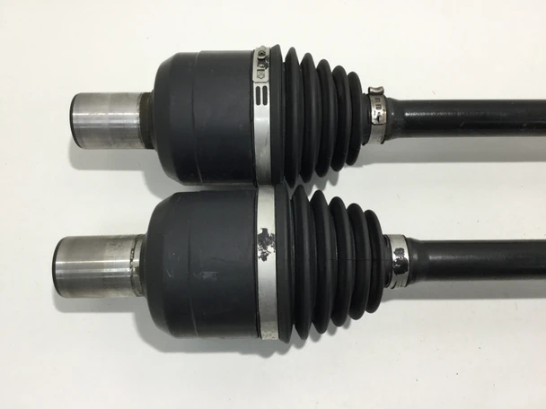 2005-2007 Chevrolet Corvette C6 Automatic Axle Half Shafts / Pair / 73k / C6001 - Image 3