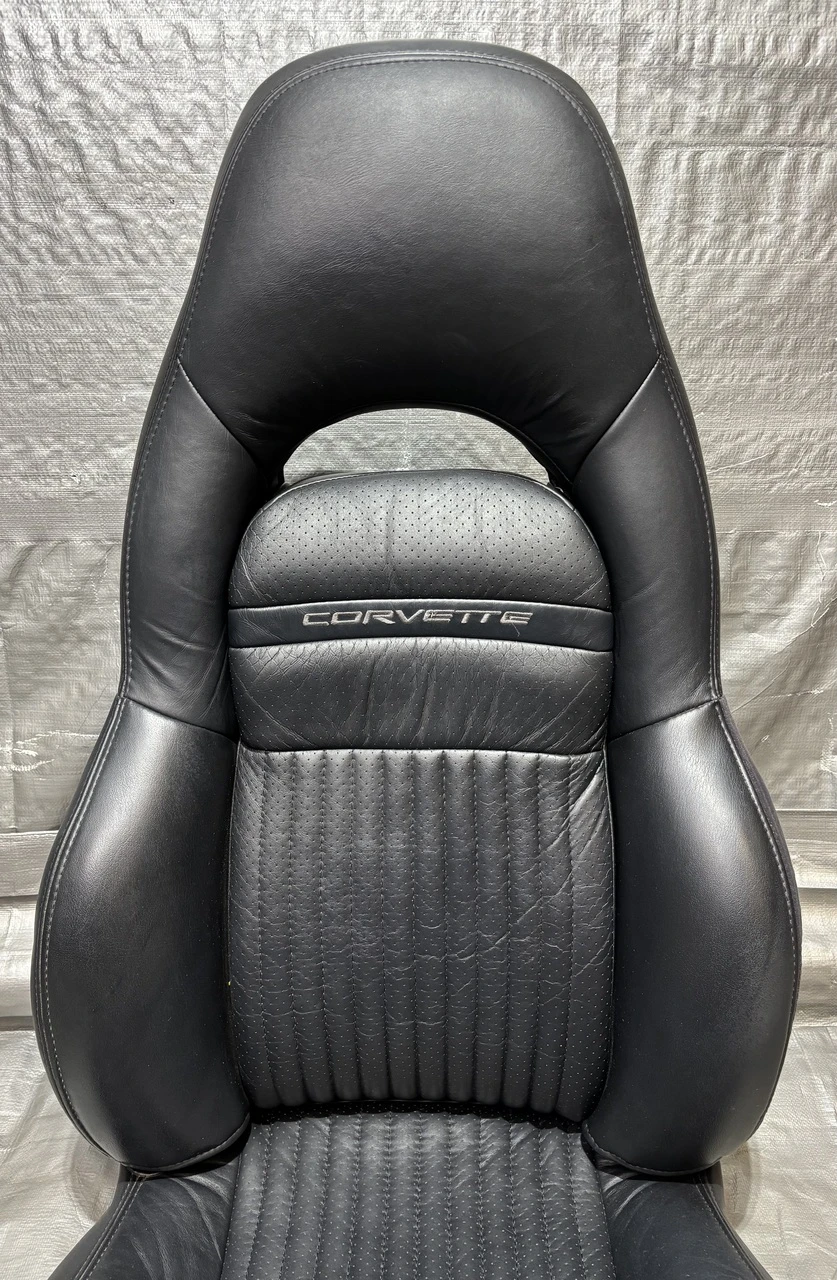 1997-2004 Chevrolet C5 Corvette Passenger Side Black Leather Seat / C5032 - Image 3
