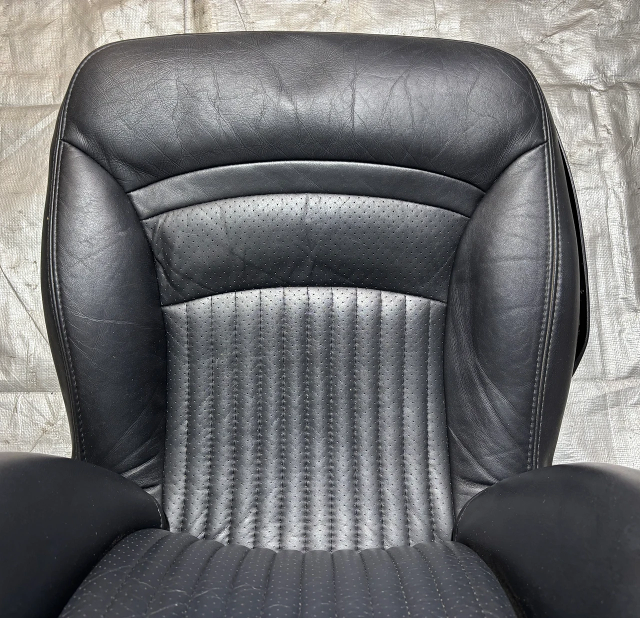 1997-2004 Chevrolet C5 Corvette Passenger Side Black Leather Seat / C5032 - Image 7